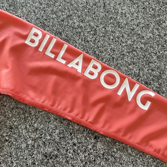 Billabong Surf Suit 1/2 Zip Long Sleeve Bodysuit Women's Size M Beach Babe Coral - Picture 3 of 5